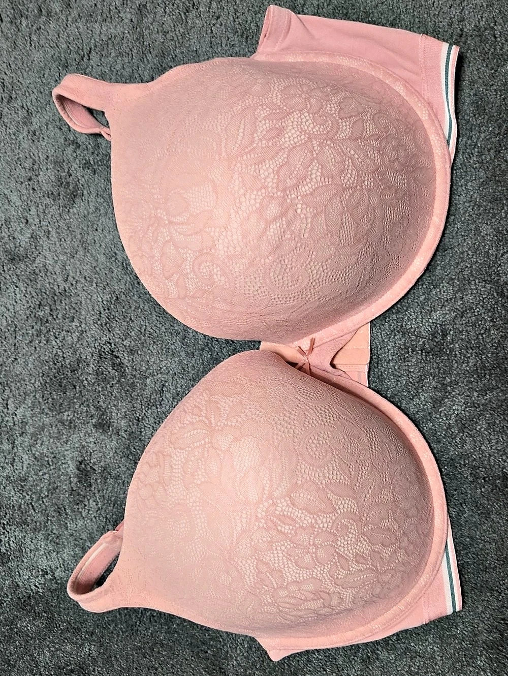 CACIQUE Lace Underwire Bra in Pink 44H